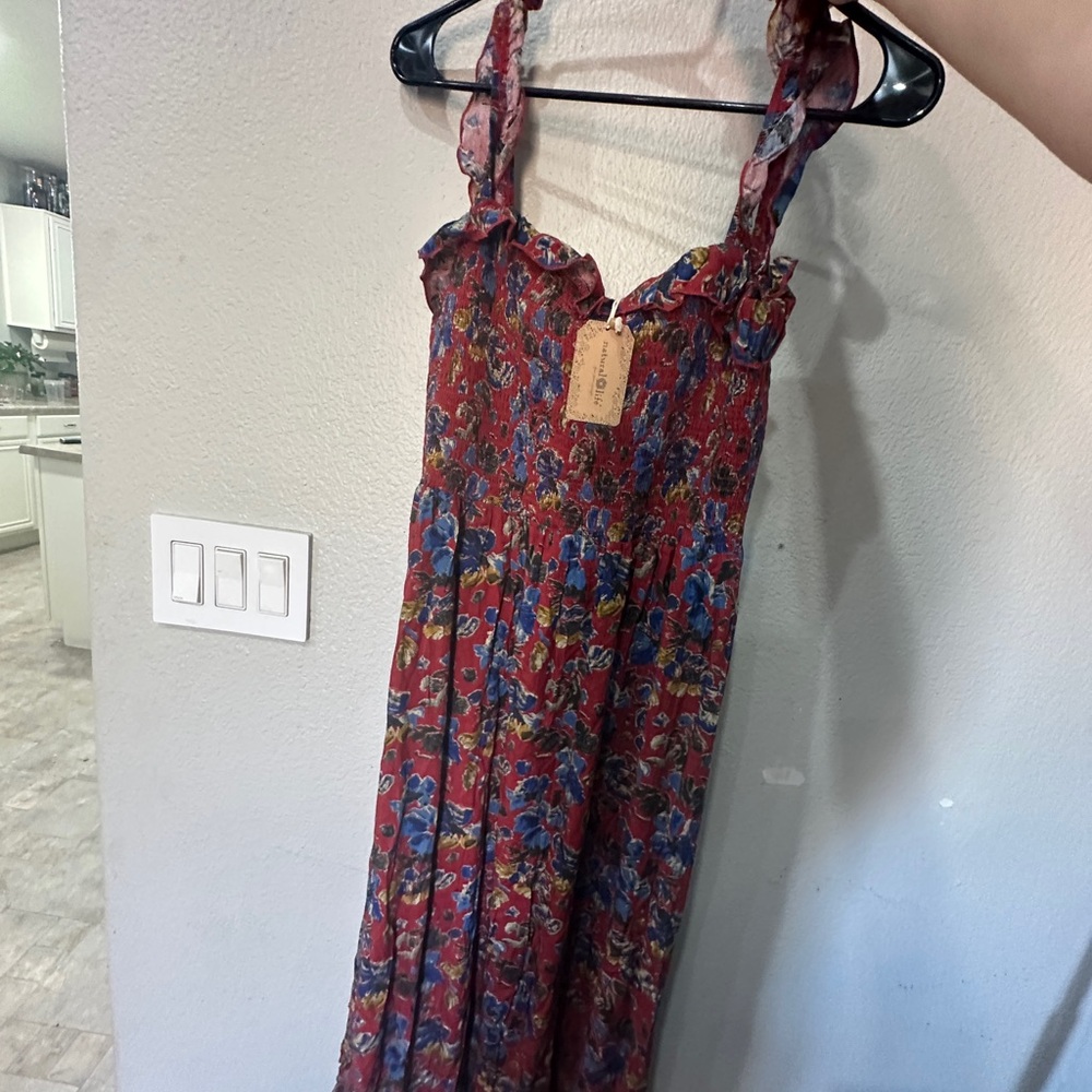 Natural Life Red and Blue Floral Skirt